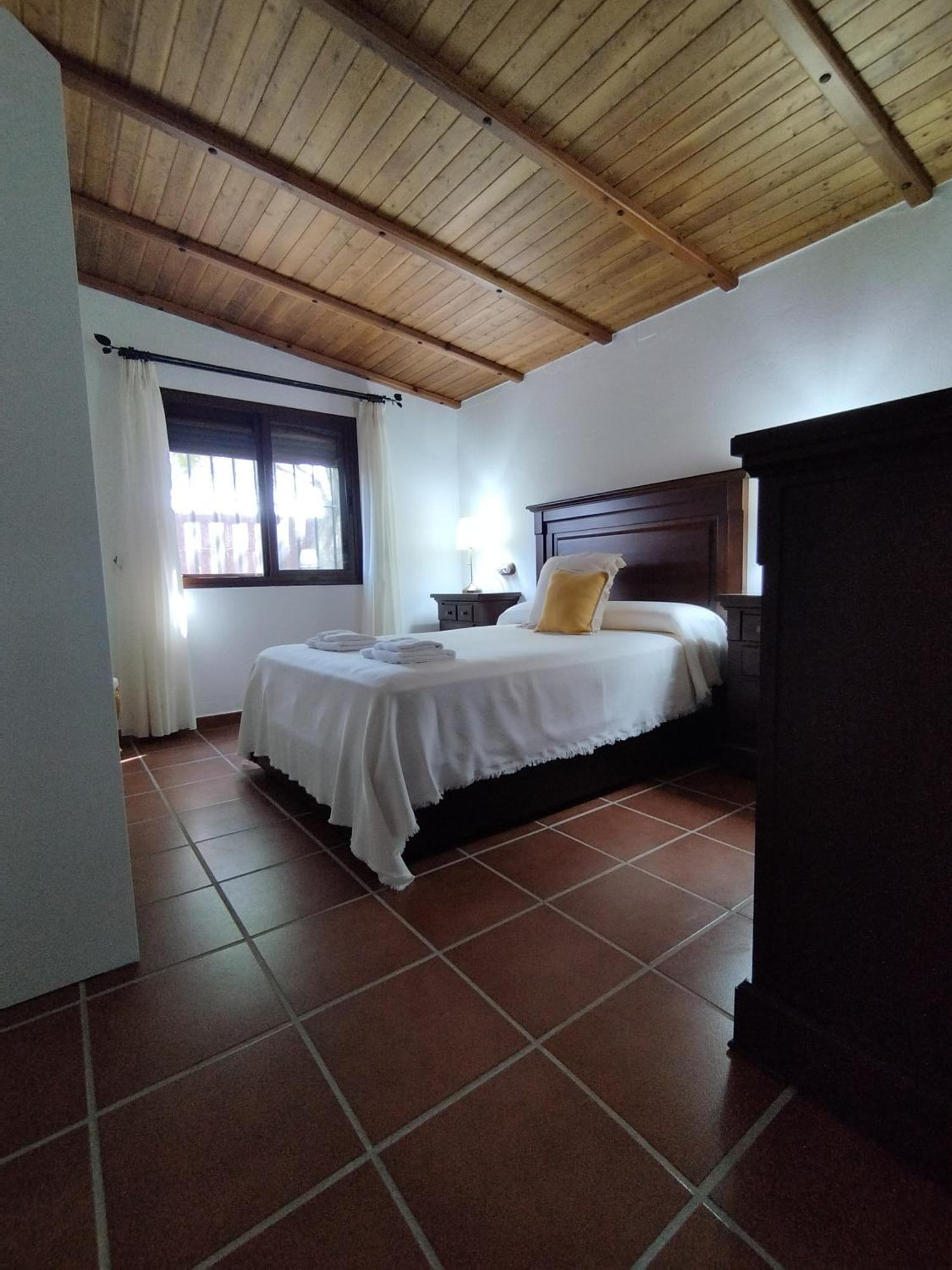 Vivienda Rural Los Madronos Malcocinado  Екстериор снимка